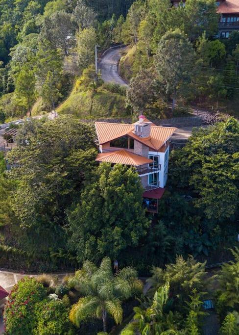 Mansion Dubai-Mountain-Jacuzzi-4Br-Jamaca De Dios Villa Jarabacoa Ngoại thất bức ảnh